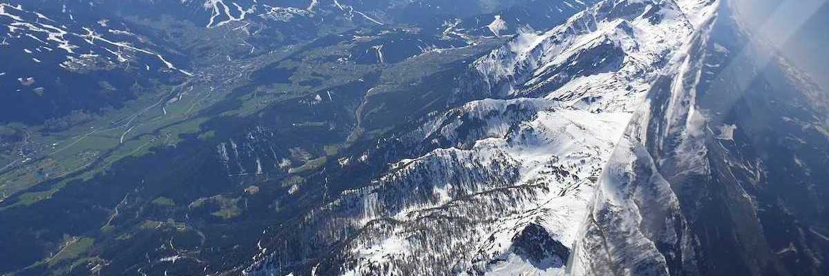 Verortung via Georeferenzierung der Kamera: Aufgenommen in der Nähe von Aich, Österreich in 3300 Meter